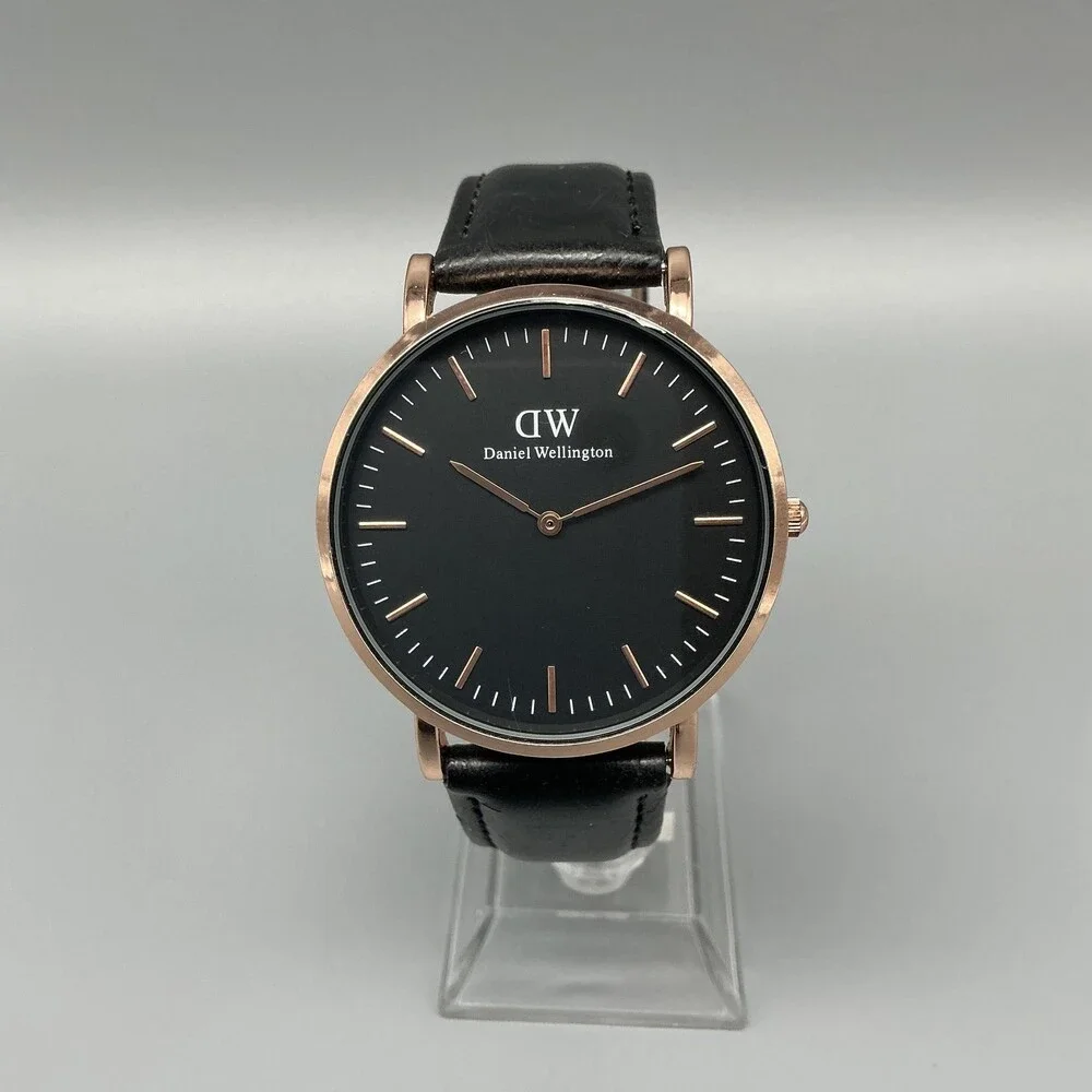 Daniel Wellington Mens Watch 40mm Black Dial Rose Gold Tone Leather New Battery
